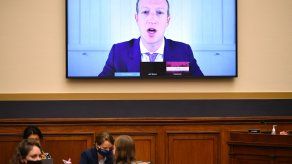 Mark Zuckerberg y la vicepresidenta de la Comisión Europea, responsable de la política de Competencia, Margrethe Vestager, mantuvieron este martes una videoconferencia.