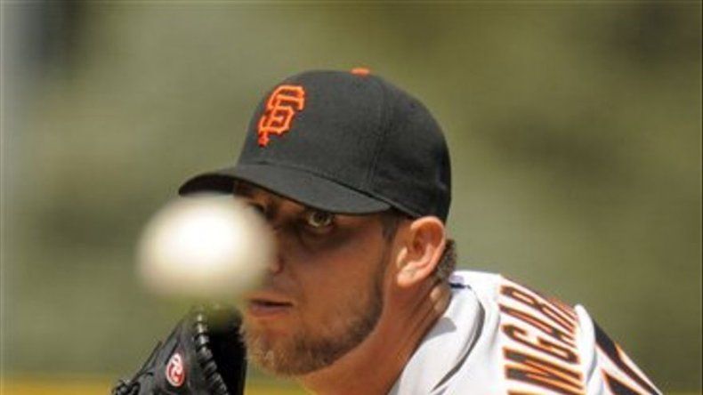 Gigantes retienen a Bumgarner hasta 2017