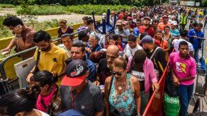 Cabello dice que emigración venezolana no es por culpa de la revolución