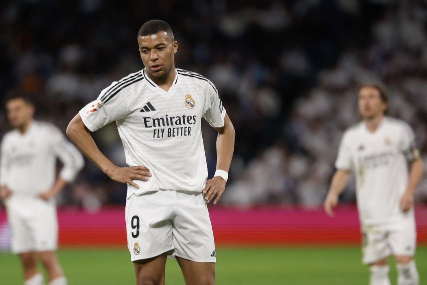 Kylian Mbappé fue hospitalizado para hacerse pruebas médicas por una gastroenteritis.