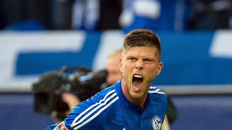 Schalke 04 y Werder Bremen se acercan a la cabeza en Bundesliga