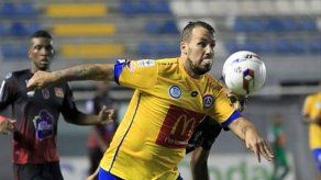 Cristian Fabbiani deja Universitario y se regresa a Argentina