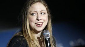 Chelsea Clinton da a luz a una niña