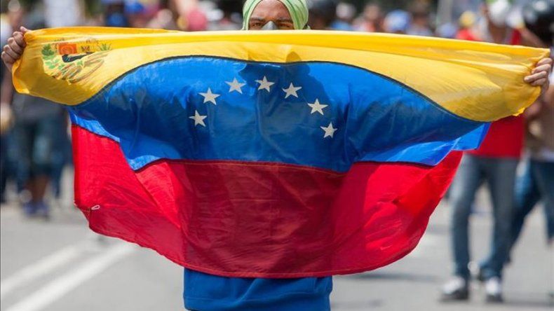 Tribunal venezolano formaliza detención de un supuesto agente estadounidense