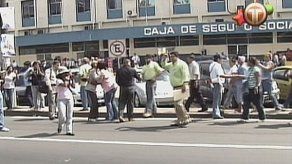 Administrativos del Seguro Social cerraron Transístmica