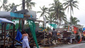Sube a 29 el número de muertos tras paso de ciclón en Fiji