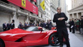 Ferrari lanza sus acciones en Wall Street