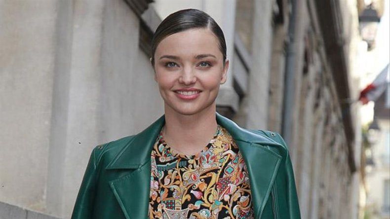 Miranda Kerr se muda a Malibú para estar más cerca de su exmarido