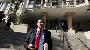 Sittón interpone ante CSJ denuncia contra Benicio Robinson y Popi Varela