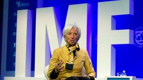 FMI: Tensiones comerciales amenazan la economía global