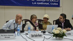 Gobierno colombiano y FARC anuncian acuerdo para limpieza de minas