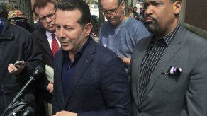 Familia de Aaron Hernández pide evidencia sobre suicidio