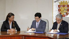 Firman convenio para elaboración de planes de ordenamiento territorial