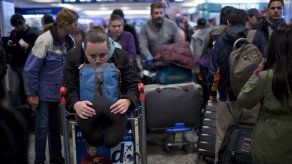 Argentina: paro de pilotos deja a miles varados