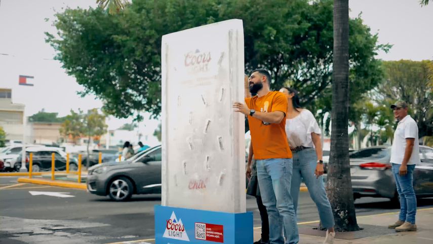 Coors Light es una cerveza que está elaborada