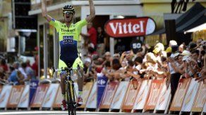 El australiano Rogers gana la etapa 16 del Tour; Nibali sigue líder