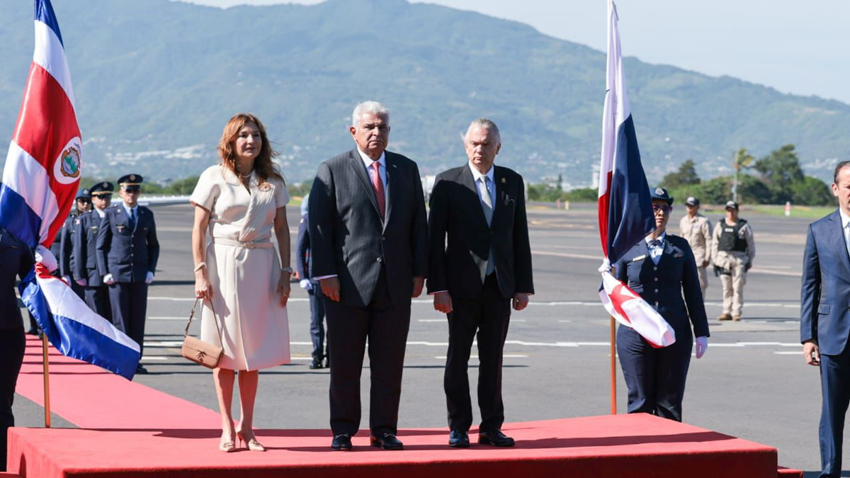 Llegada del presidente Mulino a Costa Rica