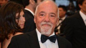 Paulo Coelho pide flexibilidad ante contenidos gratis en internet