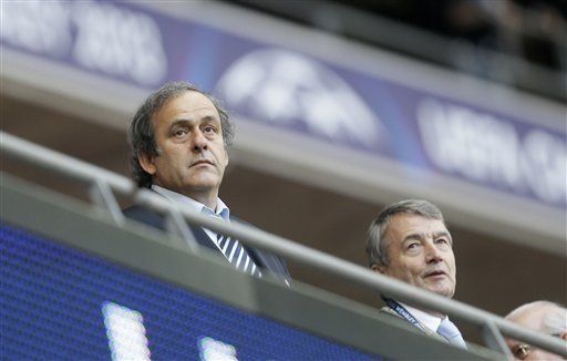 La FIFA abre su Congreso con polémica sobre el límite de edad
