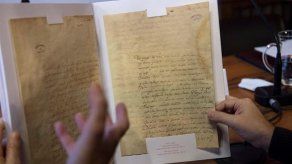 Los autógrafos existentes de Cervantes contienen el ADN del escritor