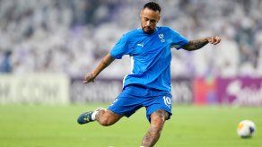 Neymar estará entre cuatro y seis semanas de baja por lesión muscular