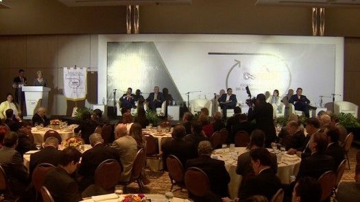 Aspirantes presidenciales se negaron a debatir con representante de Cortizo en foro