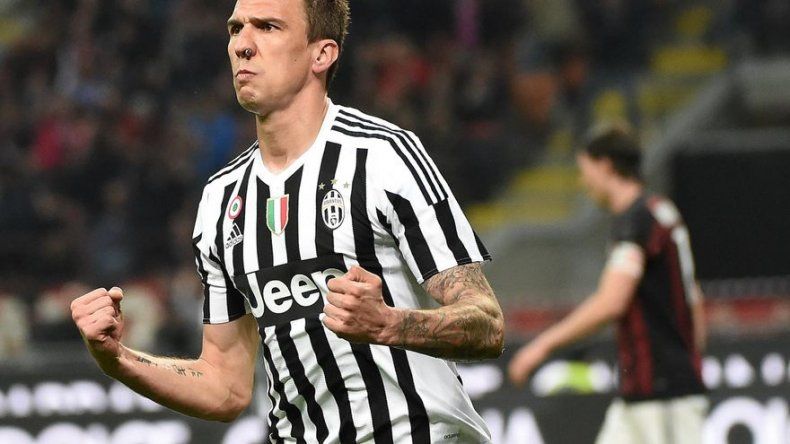 Juventus gana y se despega en la cima de la Serie A
