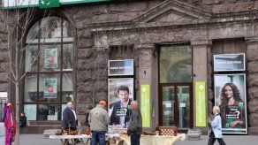 Medvédev advierte a Kiev de que deje de matar a sus propios ciudadanos