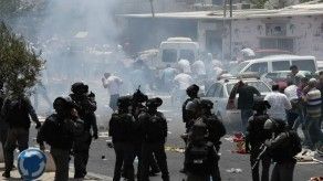 Mueren dos palestinos durante choques cerca de Jersusalén