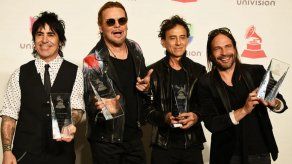 Maná corta lazos con Nicky Jam por apoyar a Trump