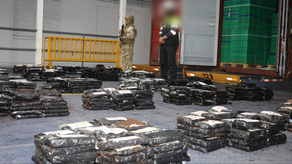 SENAN incauta más de 900 paquetes de sustancia ilícita.