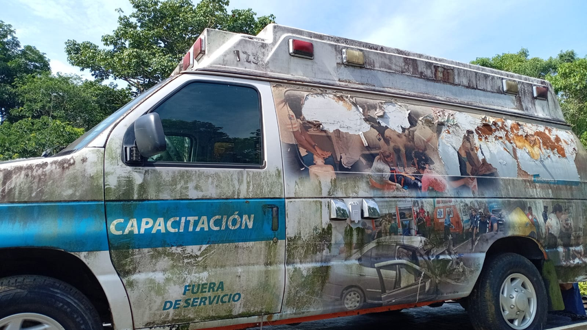 SUME 911 envía 38 ambulancias al proceso de chatarreo