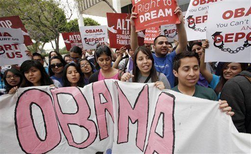 Soñadores culminan caminata para exigir aprobación del Dream Act