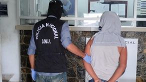 Aprehenden a hombre por hurto a una entidad pública en Los Santos.