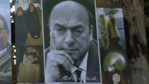 Hallan bacteria extraña en los restos del poeta Pablo Neruda