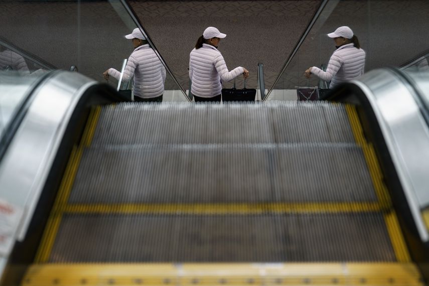 La Administración de Seguridad en el Transporte dejó de exigir el uso de las mascarillas y el Departamento de Justicia anunció el martes que no apelará el fallo a menos que los Centros para el Control y la Prevención de Enfermedades determinen que todavía es necesario.