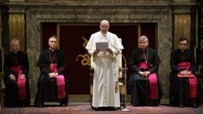 El papa Francisco enumera 15 pecados de la Curia El papa Francisco enumera 15 pecados de la Curia
