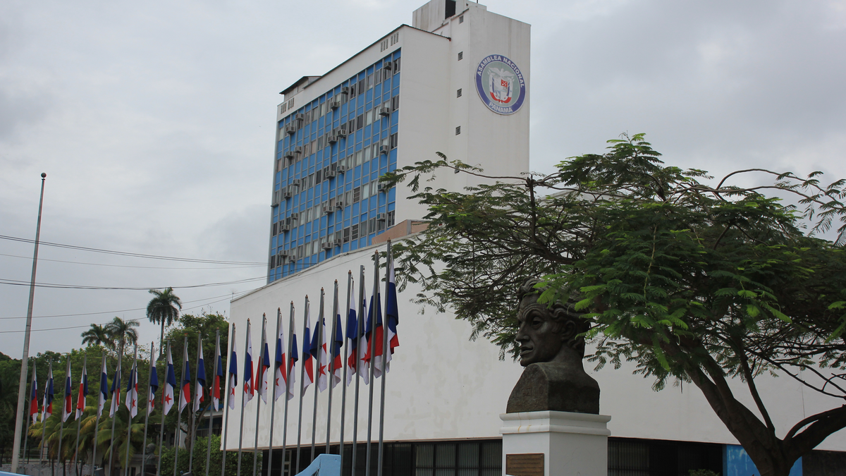 Comisiones de la Asamblea Nacional discutirán hoy temas relacionados a Minera Panamá