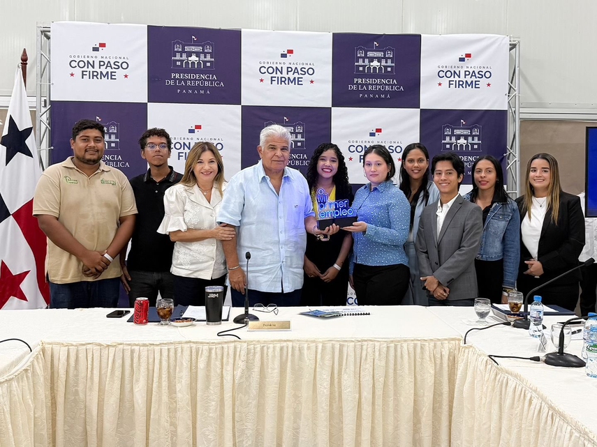 Presidente Mulino en el Consejo de Gabinete Ampliado en Volcán.