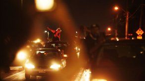 STEPHEN GROVES y SCOTT BAUER