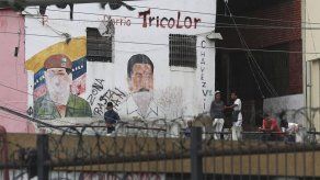 Venezuela: expulsan a 56 militares implicados en alzamiento