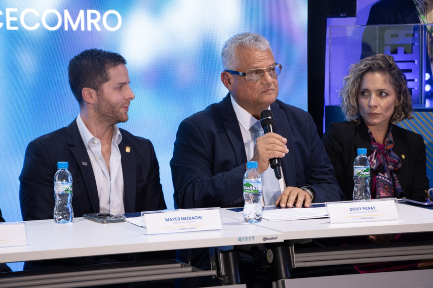 El foro está dirigido a alcaldes y representantes a nivel nacional. El foro está dirigido a alcaldes y representantes a nivel nacional.