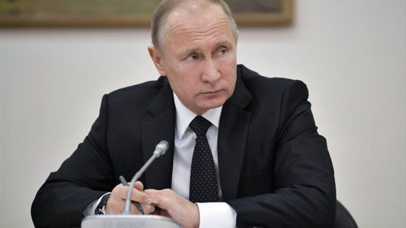 Putin firma ley que permitirá retransmitir el escrutinio en presidenciales