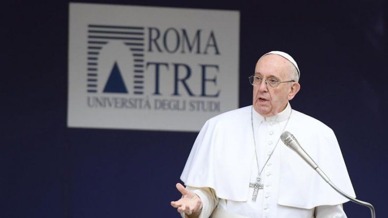 El papa critica la doble vida de los católicos que hacen negocios sucios