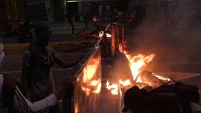Aumentan a 16 los muertos por disturbios en Venezuela