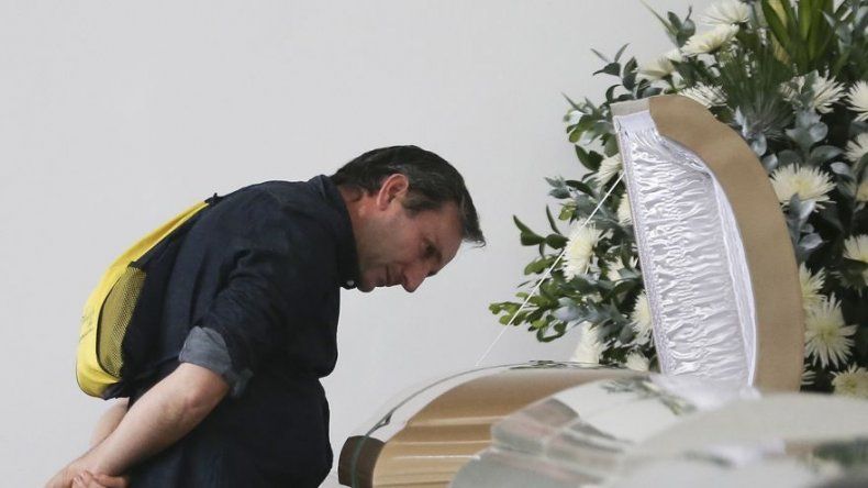Familias recibirán a fallecidos en choque aéreo de Colombia