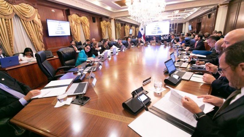 Presentan iniciativa Colmena que busca reducir la pobreza en más de 150 corregimientos del país