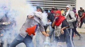 Moreno ofrece diálogo a indígenas en víspera de gran protesta en Ecuador