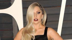 Lady Gaga planta cara a los violadores