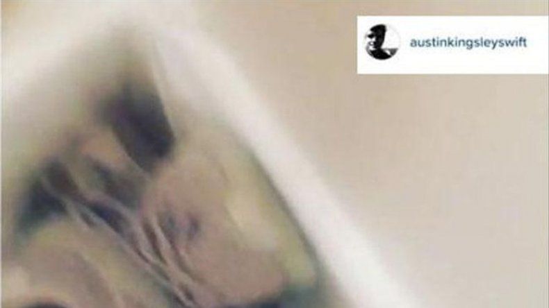 Hermano de Taylor Swift tira sus zapatillas Yeezy a la basura